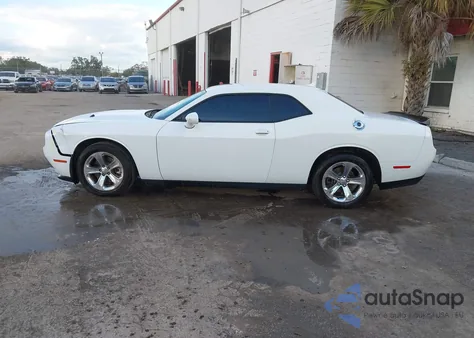 2015 Dodge Challenger Sxt Plus z USA, uszkodzony, nr VIN 2C3CDZBG7FH770513